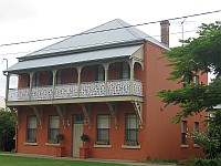 NSW - Grafton - classic old house (26 Feb 2010) Full